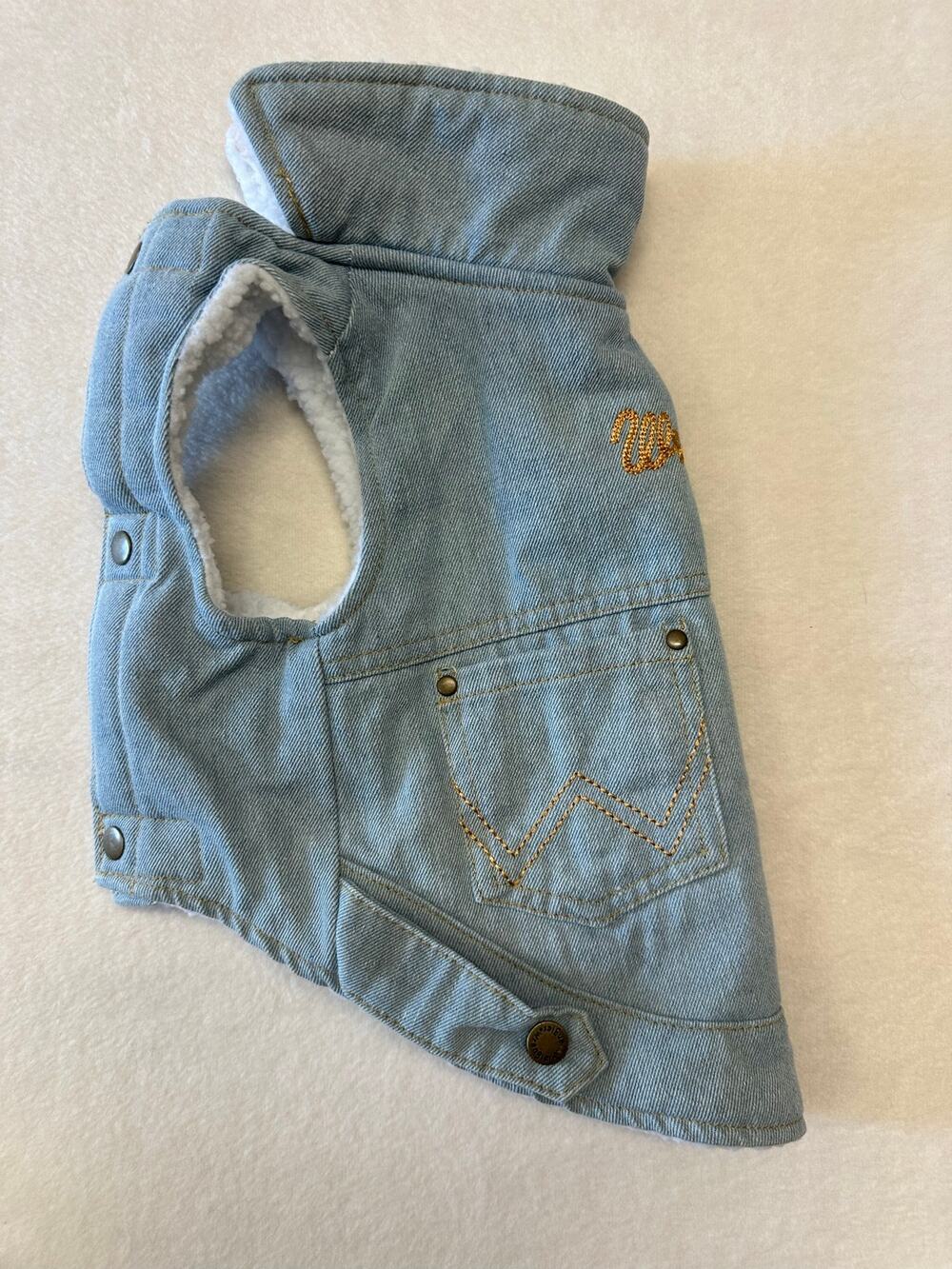 Wrangler Light Denim Dog Jacket Small